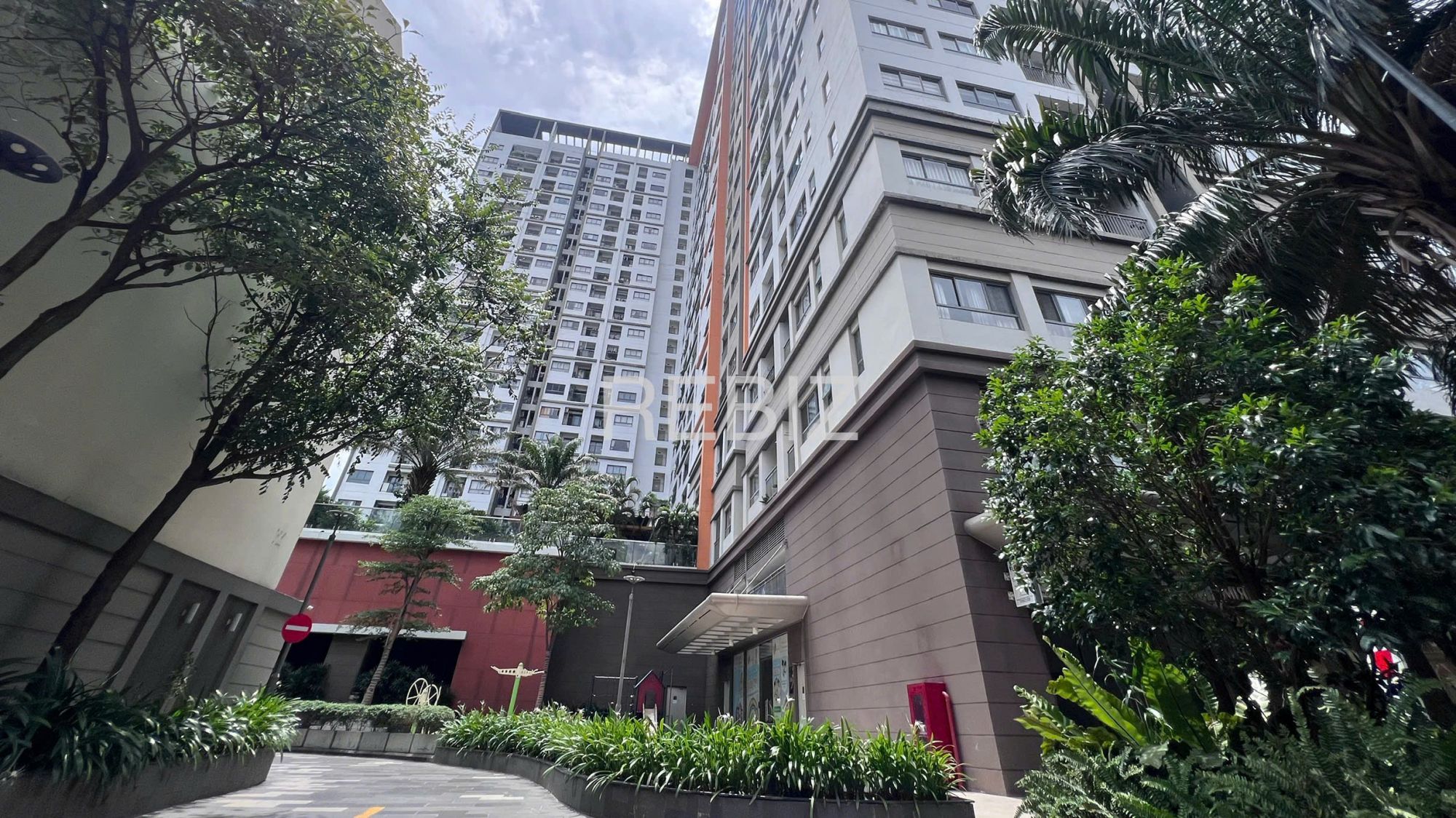 wilton-tower-binh-thanh-71-nguyen-van-thuong-my-tay-rebiz-novaland