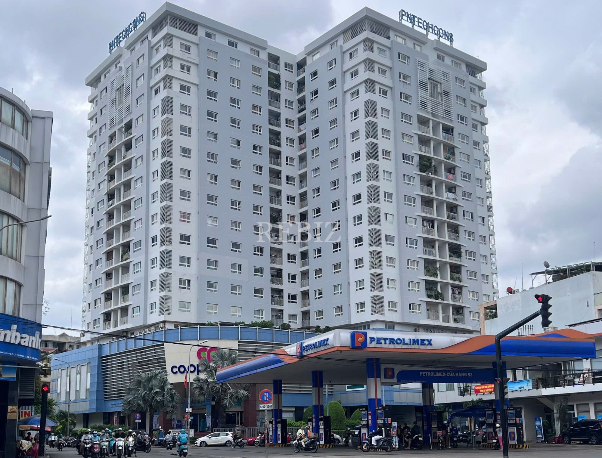 chung-cu-pn-techcons-phu-nhuan-cau-kieu-phan-xich-long-48-hoa-su-can-ho-tphcm